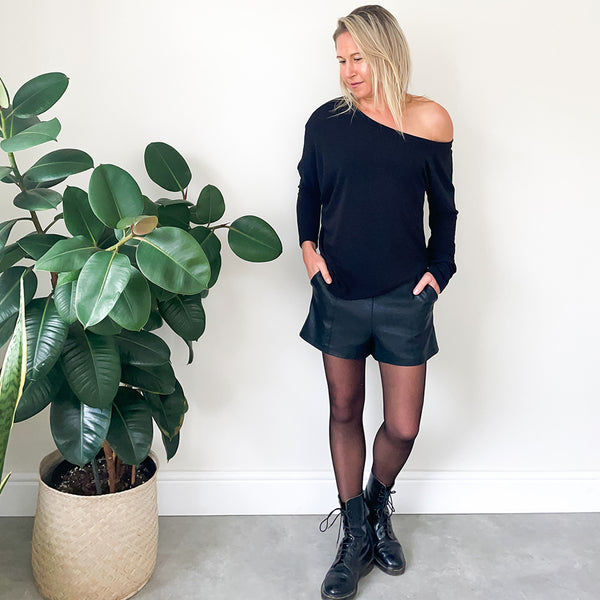 Off the Shoulder Top - Black