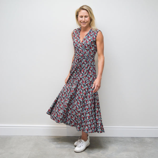 Sleeveless wrap dress - Liberty Print