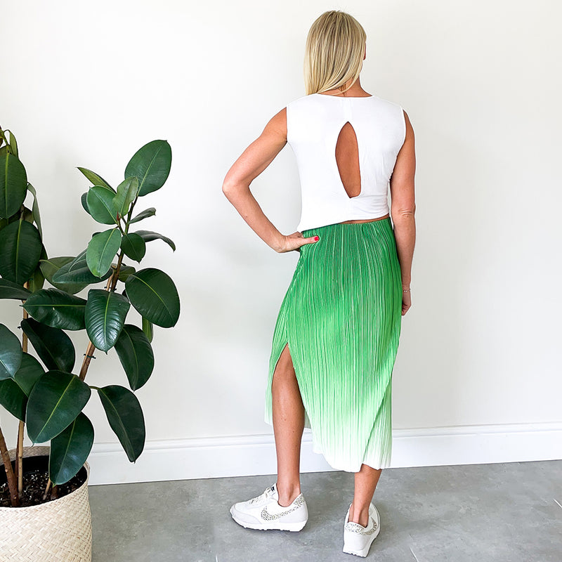 Back Keyhole Top - White