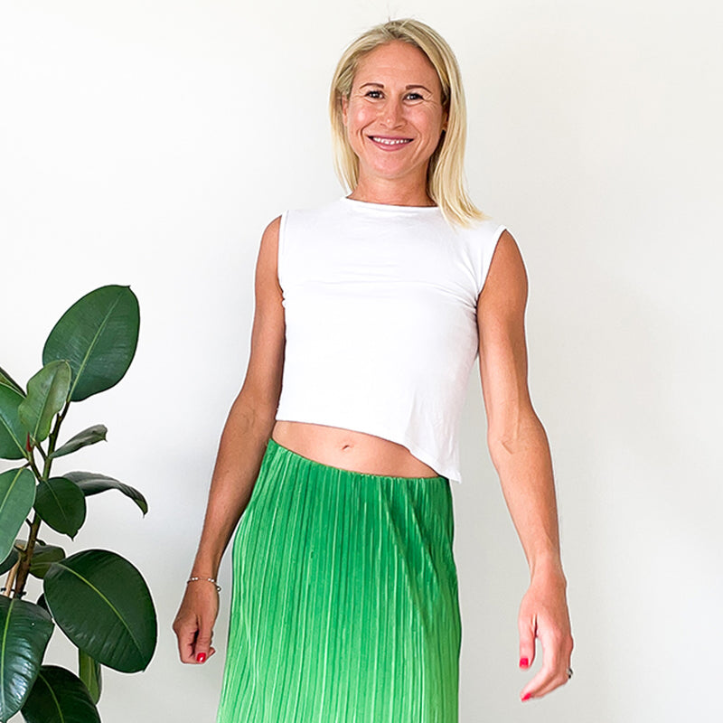 Back Keyhole Top - White